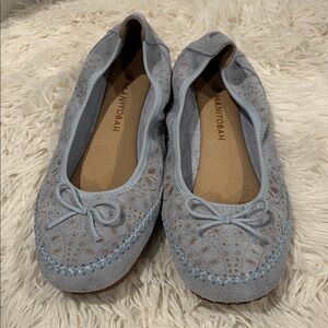 Manitobah Blossom Stamp butterfly ballet flats. Size 9.